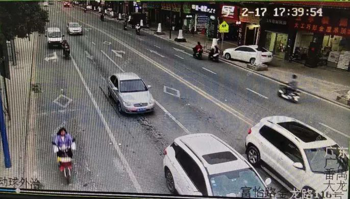 圖16 次晚高峰東進(jìn)口車流排隊(duì)較短（優(yōu)化后）