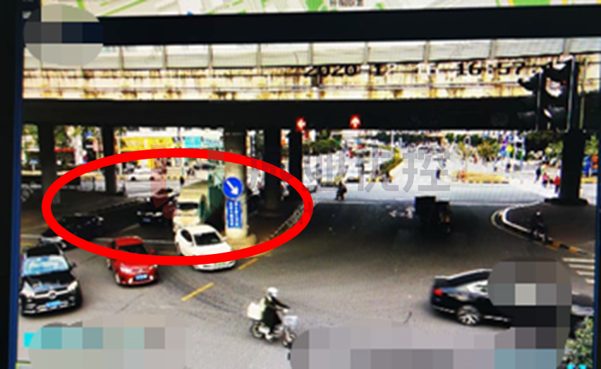 圖6 改造前左轉(zhuǎn)排隊情況