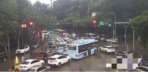 圖2 路口發(fā)生回溢現(xiàn)象