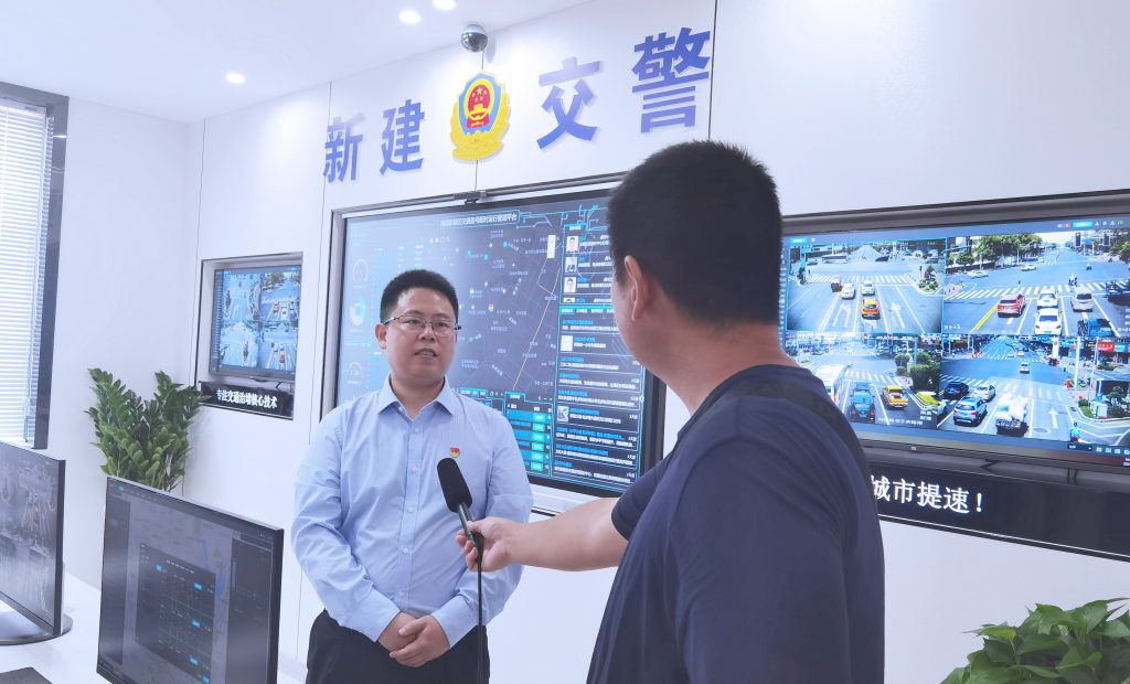 振業(yè)優(yōu)控CEO陳寧寧博士接受媒體采訪