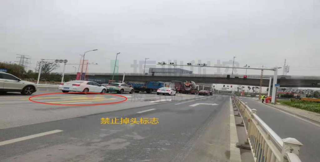 圖10 禁止掉頭措施