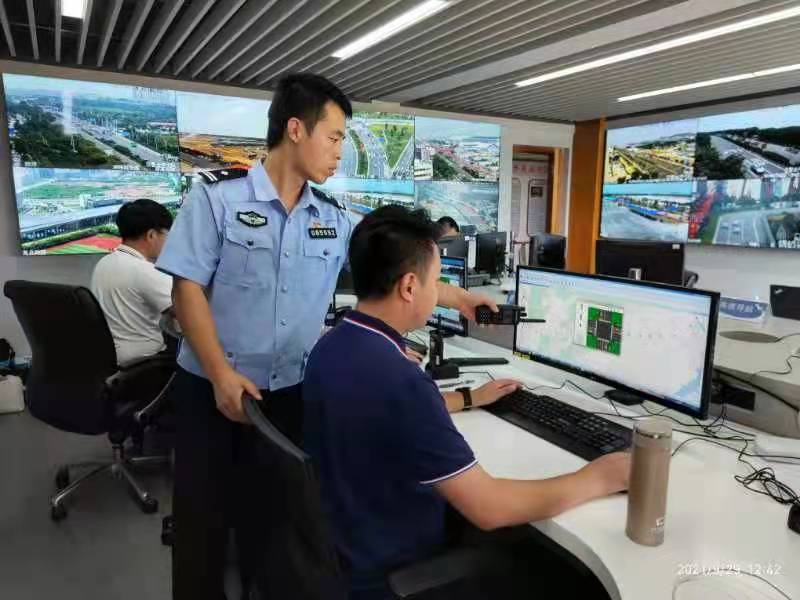 交通攻城獅與珠海交警溝通保障工作