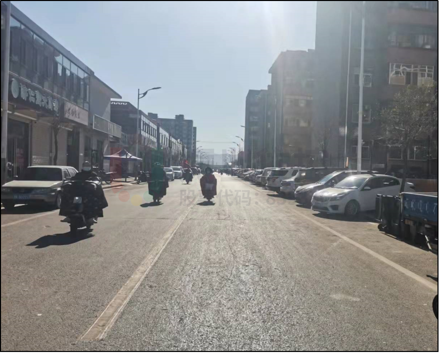 圖11 永康路、希望街通行順暢，機非混行現(xiàn)象消失